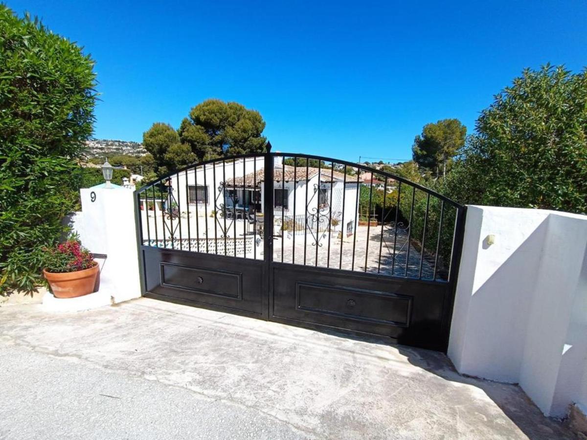 1-Bed Apartment Close To Moraira Town Centre Екстериор снимка
