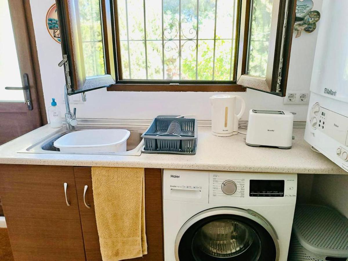 1-Bed Apartment Close To Moraira Town Centre Екстериор снимка